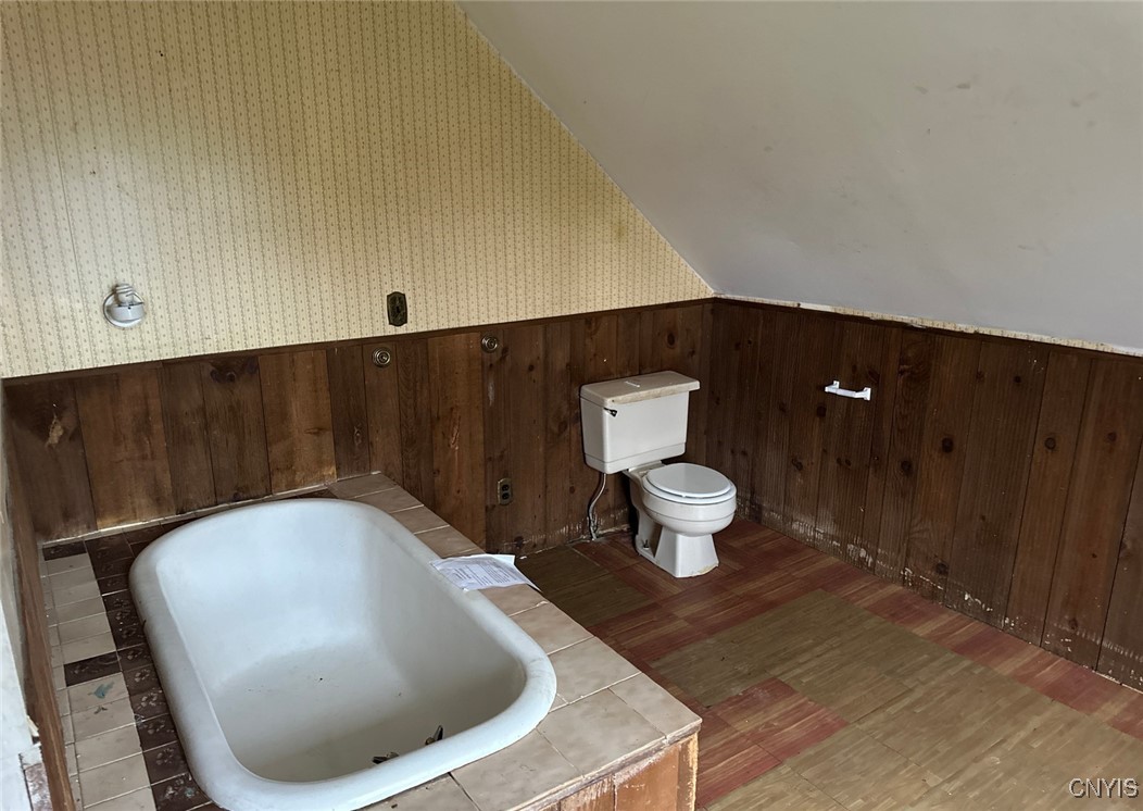121 Lyon Street Fulton, NY 13069 - Photo 14 of 20