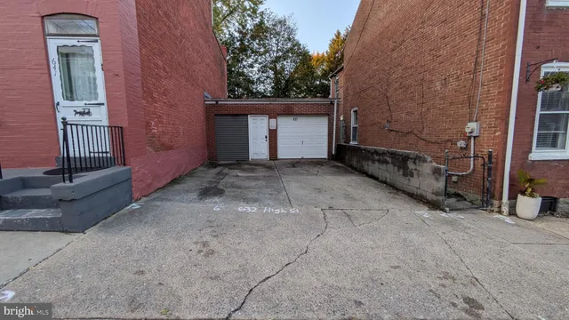 $219,900 | 632 High Street, Lancaster, PA 17603