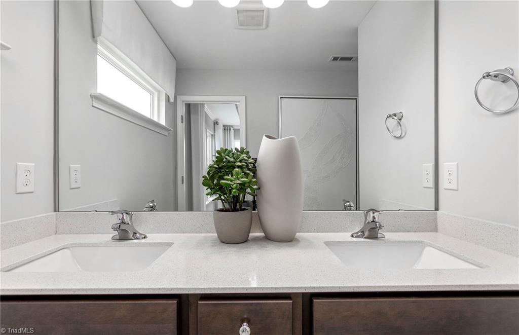 882 Falls Grove Trail High Point, NC 27265 - Photo 13 of 19