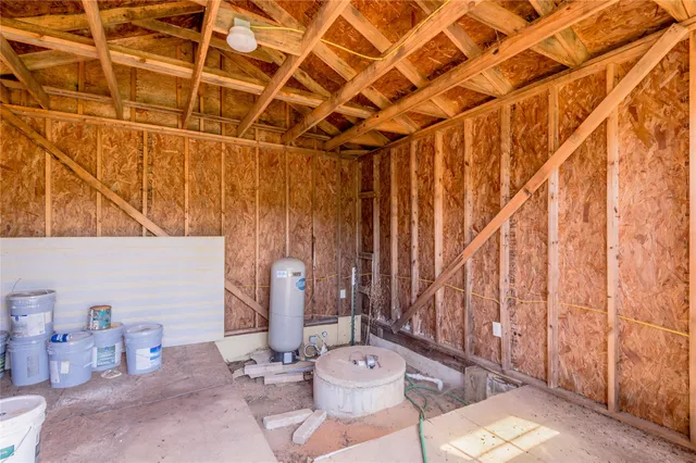 $450,000 | 3006 County Road 204, Centerville, TX 75833