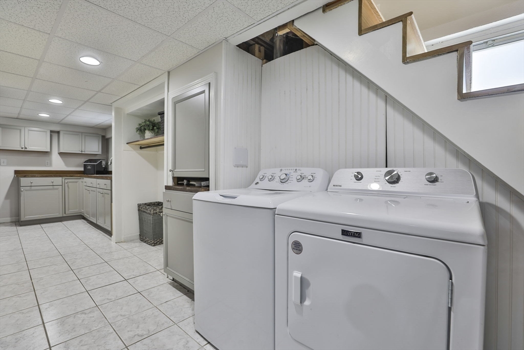 16 Endicott Street Saugus, MA 01906 - Photo 26 of 42