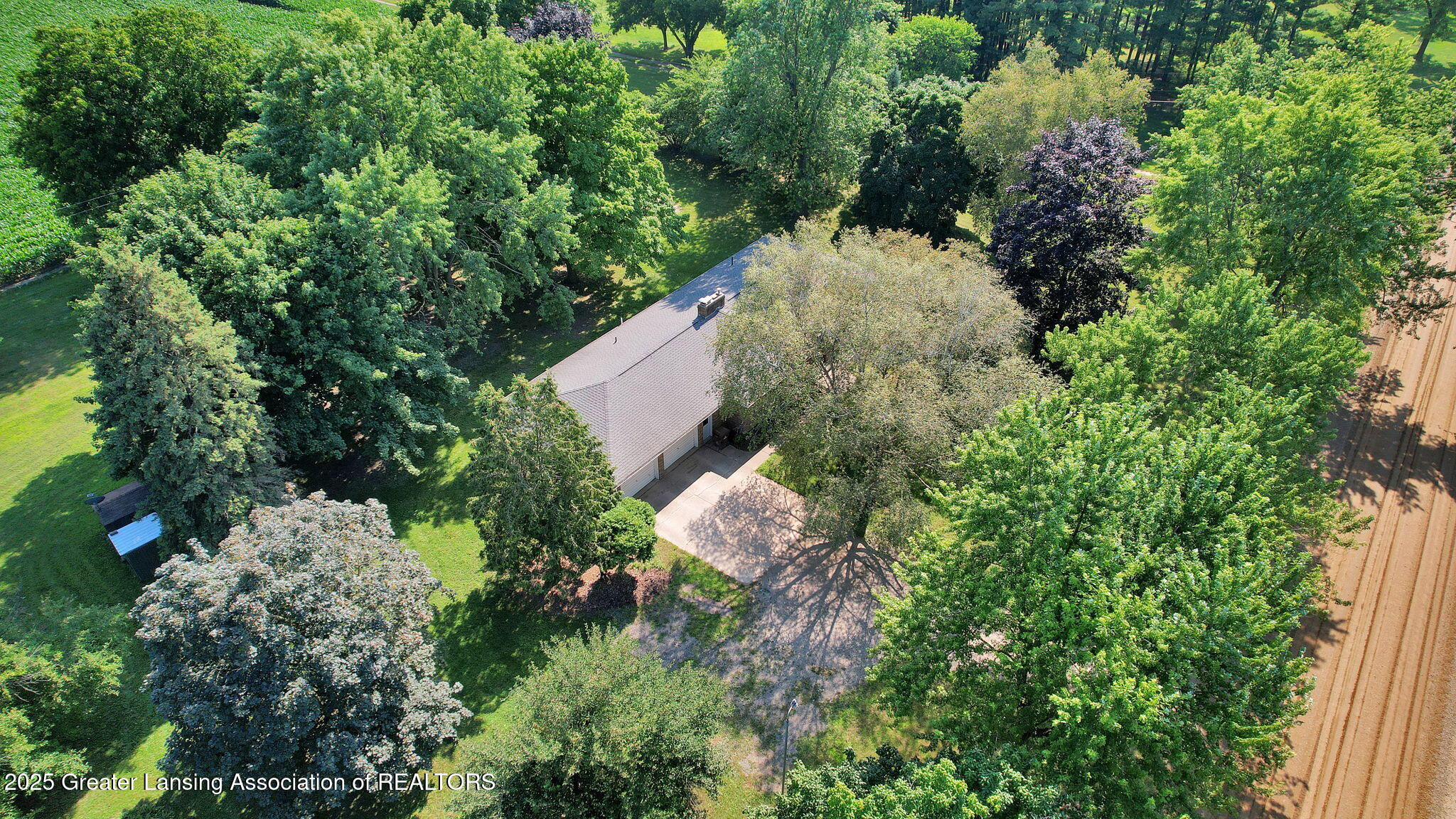 9850 Looking Glass Road Portland, MI 48875 - Photo 33 of 41 41-web-or-mls-Open Ended Media-41 (1)