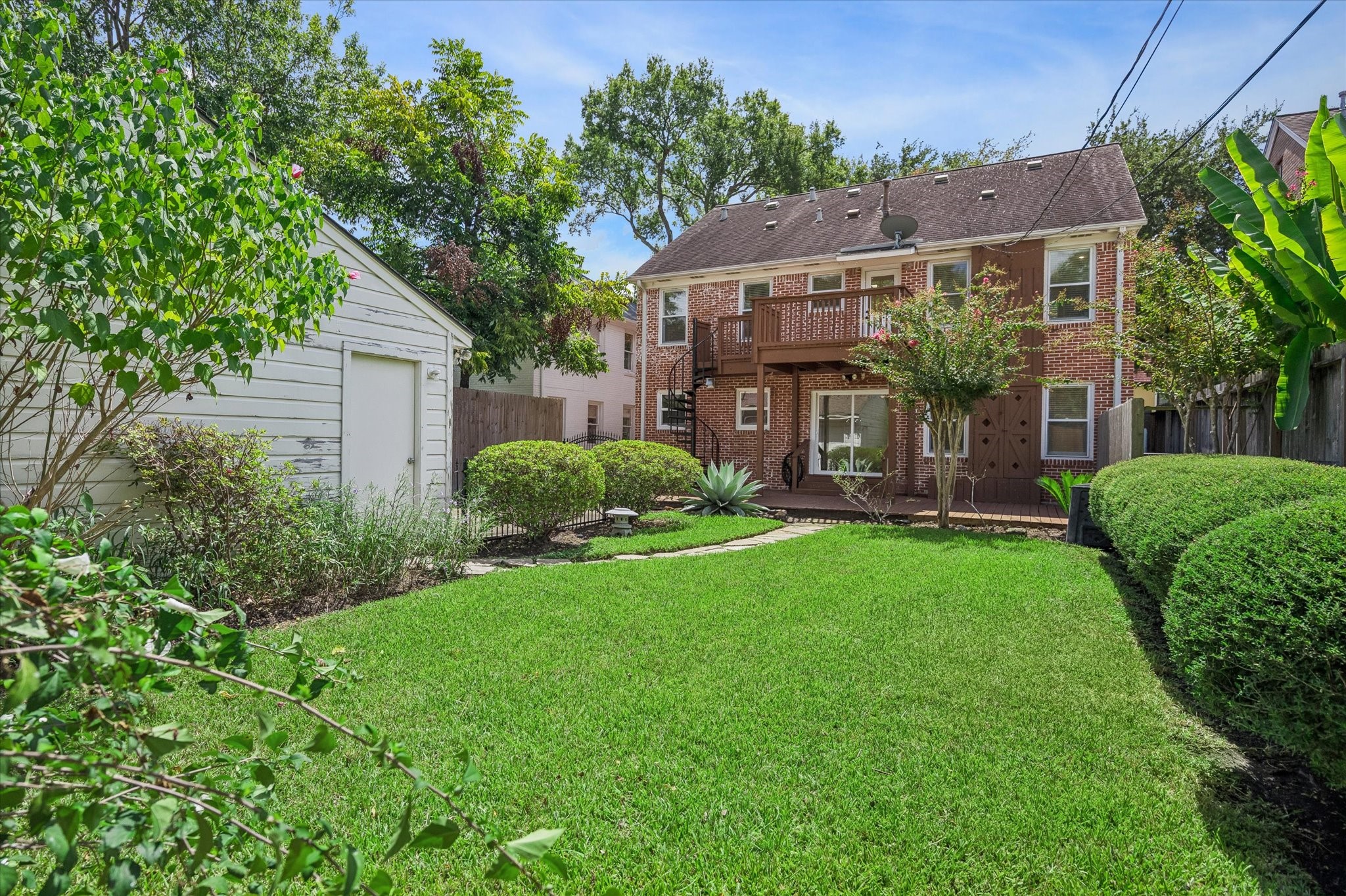 2340 Albans Road Houston, TX 77005 - Photo 27 of 29 Lovely backyard with lots of room to play or for a swimming pool.