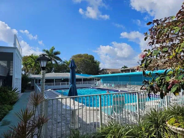 $150,000 | 2151 Northeast 42nd Court, Unit 230, Lighthouse Point, FL 33064
