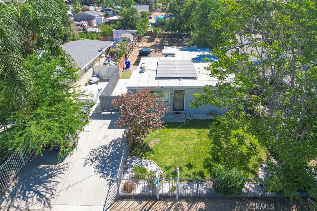 a picture of a city view