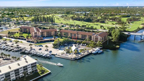 $405,000 | 1036 Highway 1, Unit 119, North Palm Beach, FL 33408