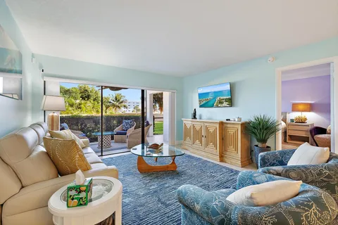 $405,000 | 1036 Highway 1, Unit 119, North Palm Beach, FL 33408