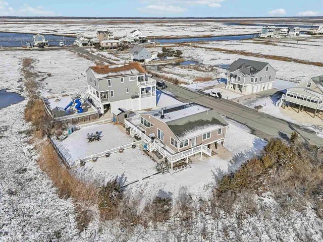 $899,900 | 118 2nd Street, Unit EAST, Sea Isle City, NJ 08243