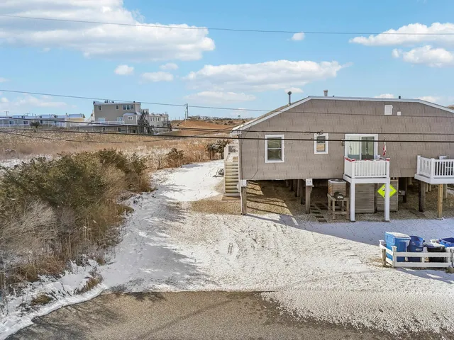 $899,900 | 118 2nd Street, Unit EAST, Sea Isle City, NJ 08243