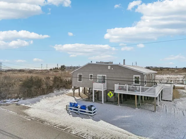 $899,900 | 118 2nd Street, Unit EAST, Sea Isle City, NJ 08243