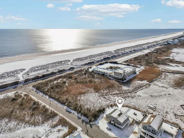 $899,900 | 118 2nd Street, Unit EAST, Sea Isle City, NJ 08243