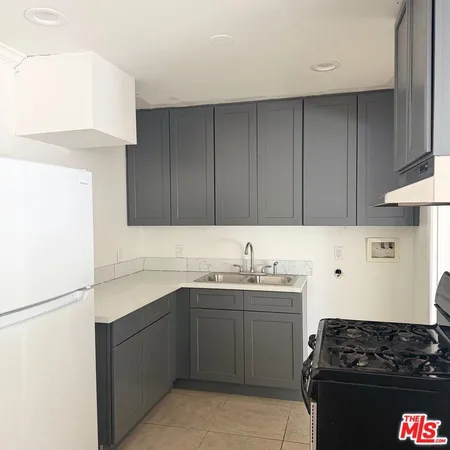$3,000 | 38232 Delacour Drive, Palmdale, CA 93550