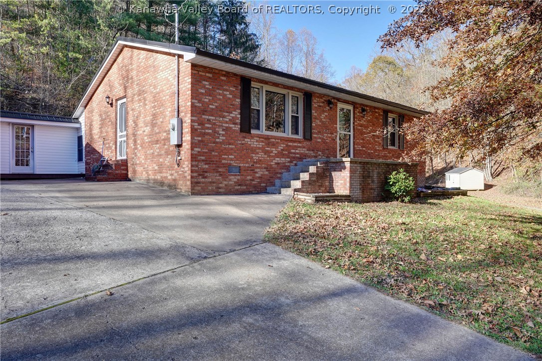 182 Tahoe Road Charleston, WV 25320 - Photo 20 of 27 Gallery Image 20