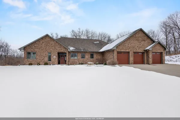 $729,900 | 272 Lost Ridge Court, Green Bay, WI 54302