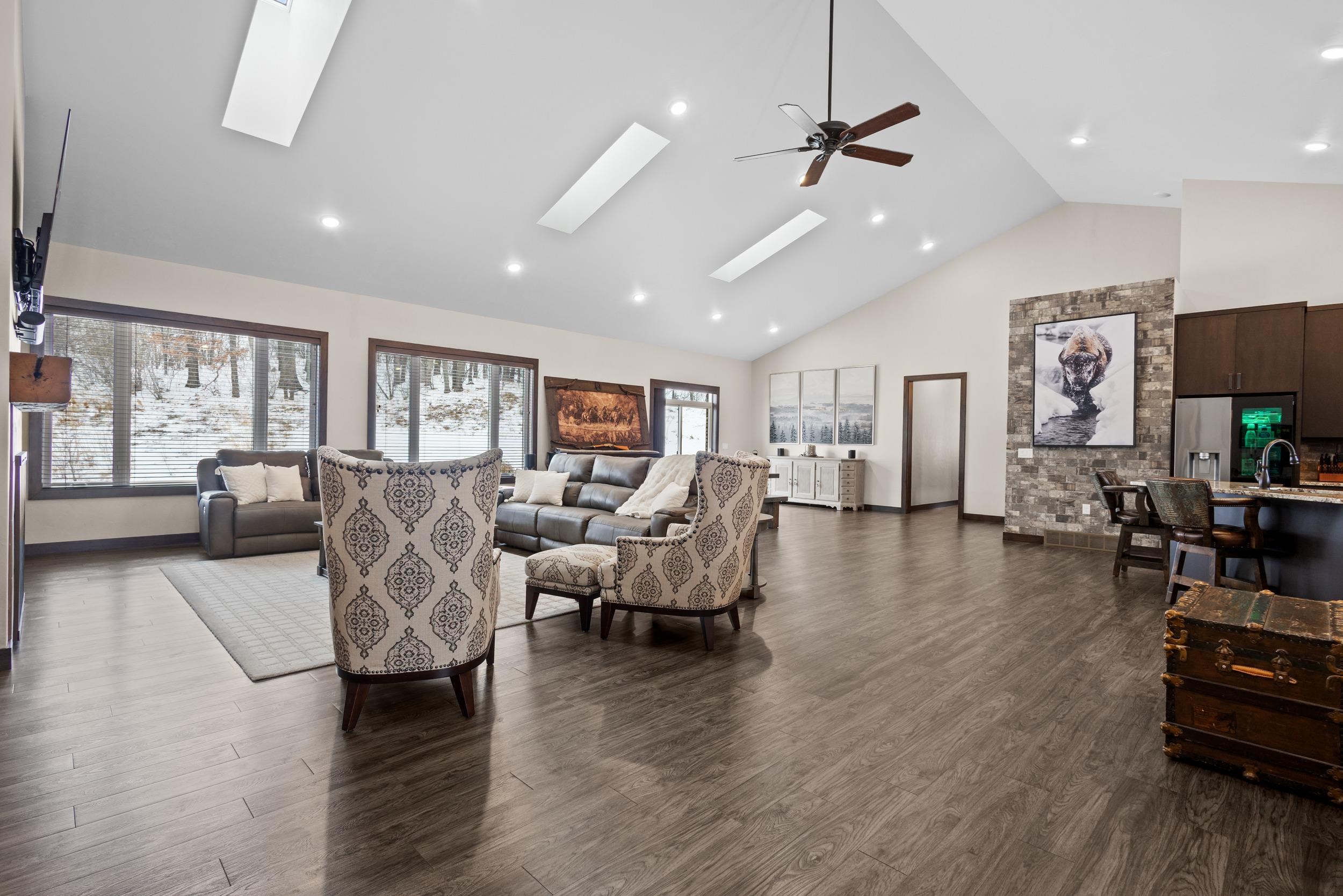 272 Lost Ridge Court Green Bay, WI 54302 - Photo 11 of 86