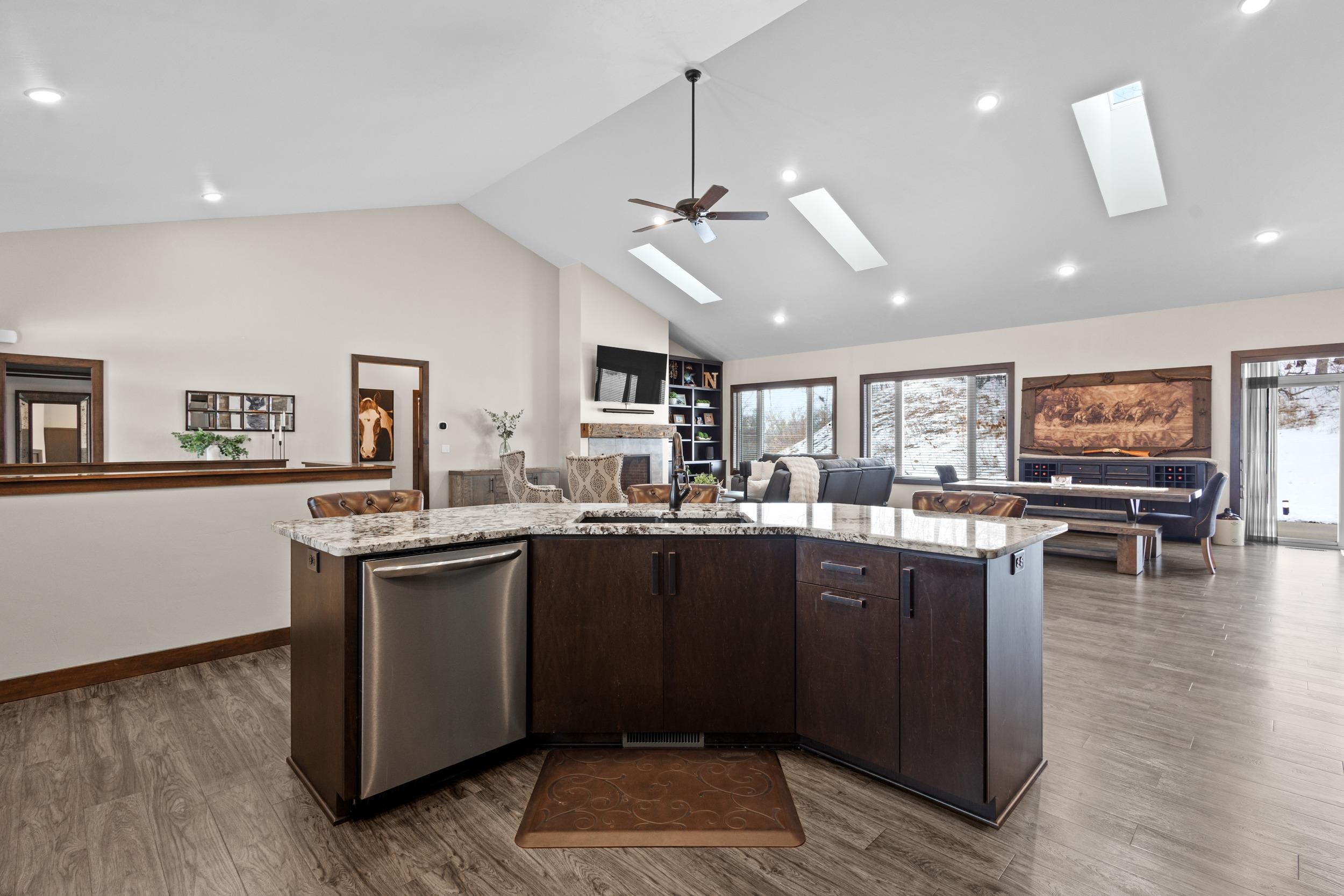 272 Lost Ridge Court Green Bay, WI 54302 - Photo 29 of 86