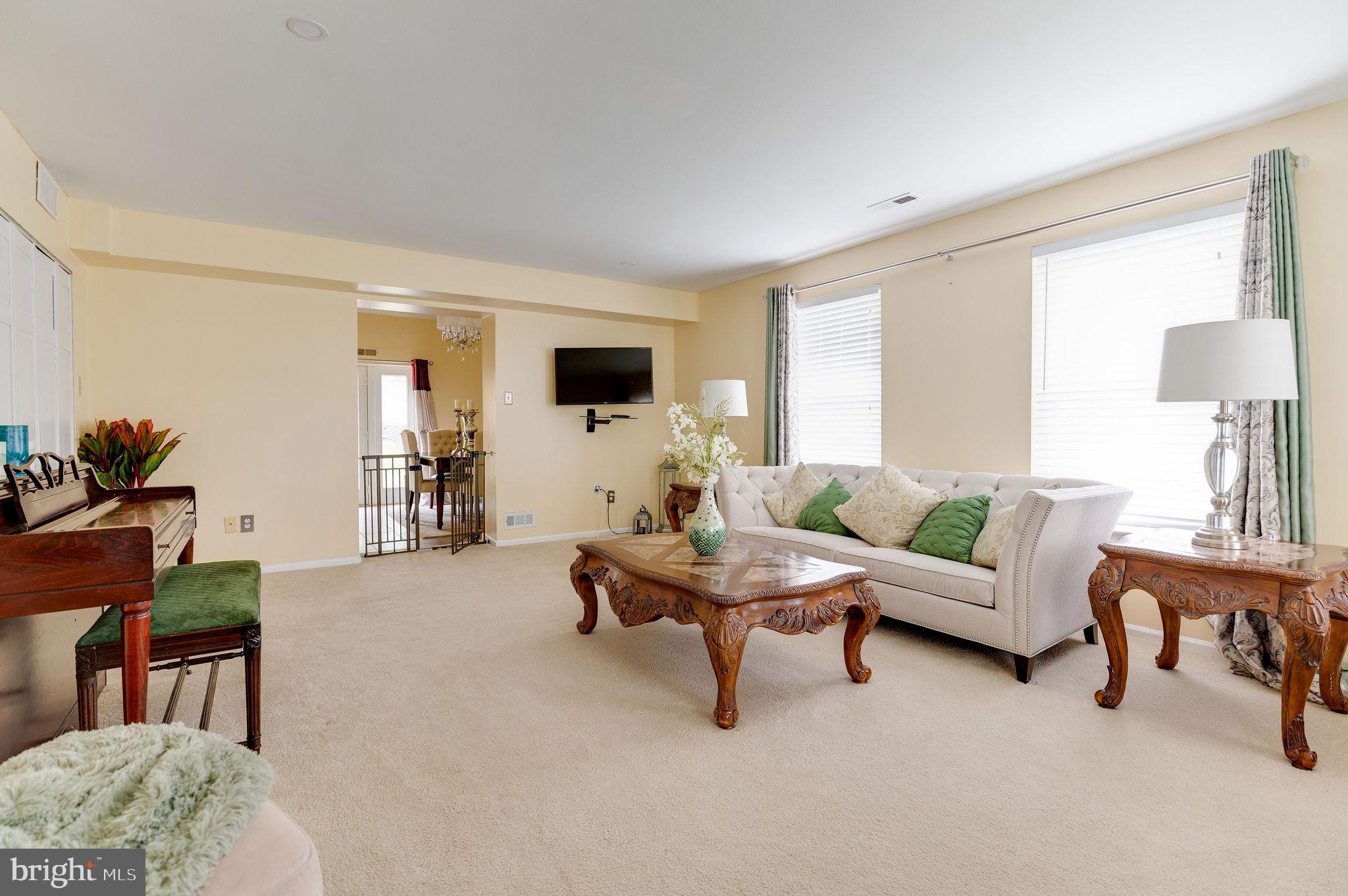 12 Pelham Road Marlton, NJ 08053 - Photo 5 of 40 Living Room