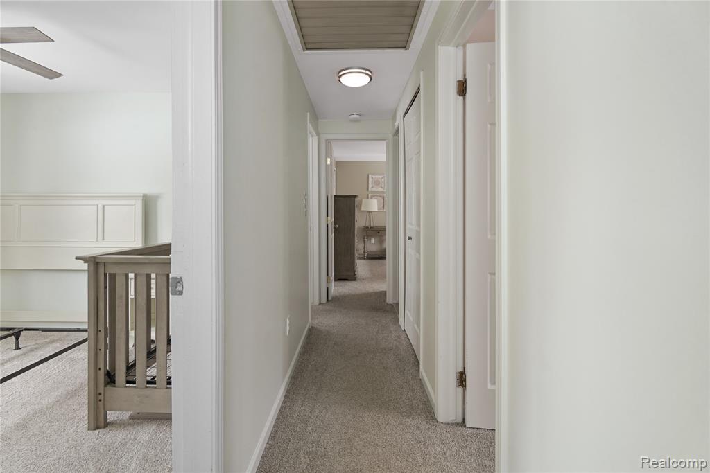 1659 Dennett Lane Rochester Hills, MI 48307 - Photo 17 of 49