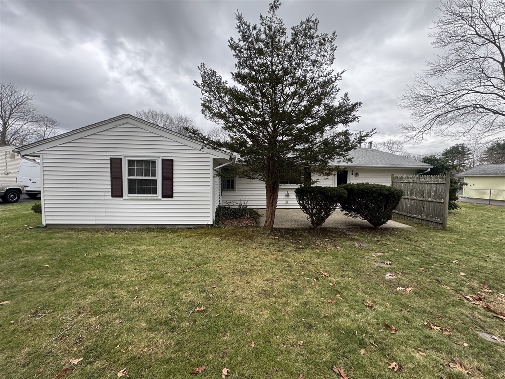 40 Alphonse Road Brockton, MA 02302 - Photo 3 of 16