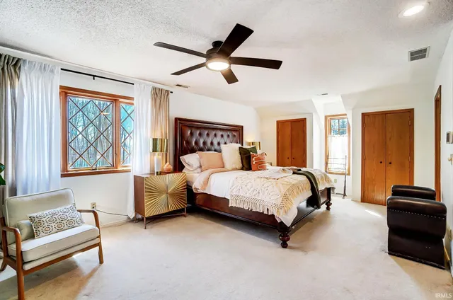 $449,900 | 704 Oaktree Court, Fort Wayne, IN 46845