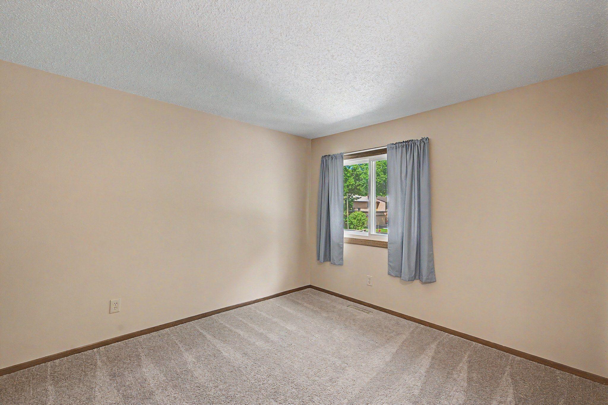 4749 Spring Circle Minnetonka, MN 55345 - Photo 26 of 38 Gallery Image 26