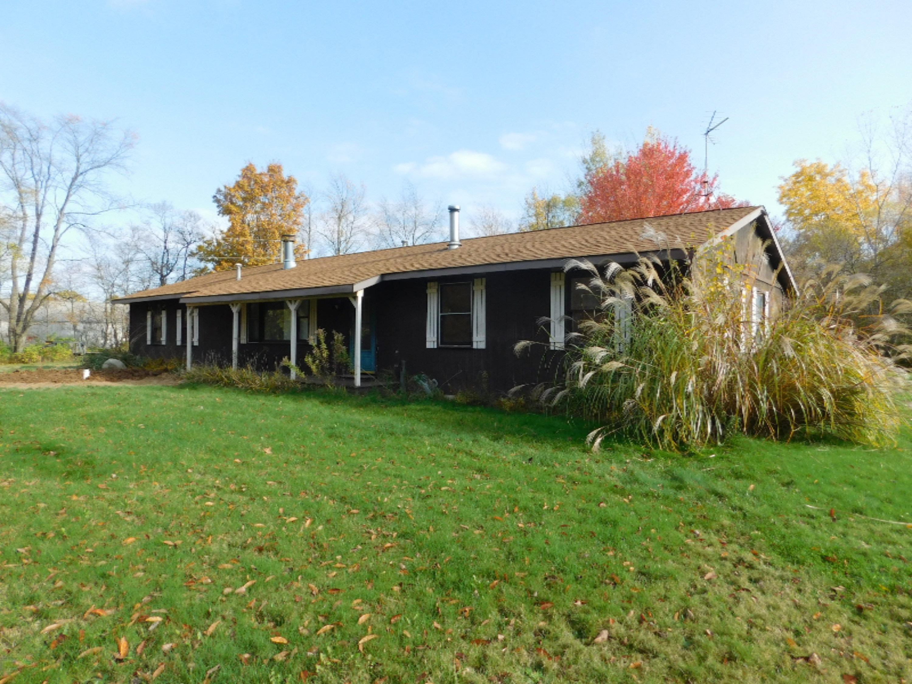 70641 5 Points Road Edwardsburg, MI 49112 - Photo 1 of 17 DSCN4501