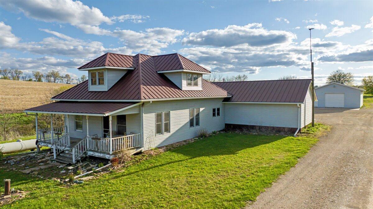 E8527 Nelson Road Kickapoo, WI 54652 - Photo 2 of 94 01-123285951