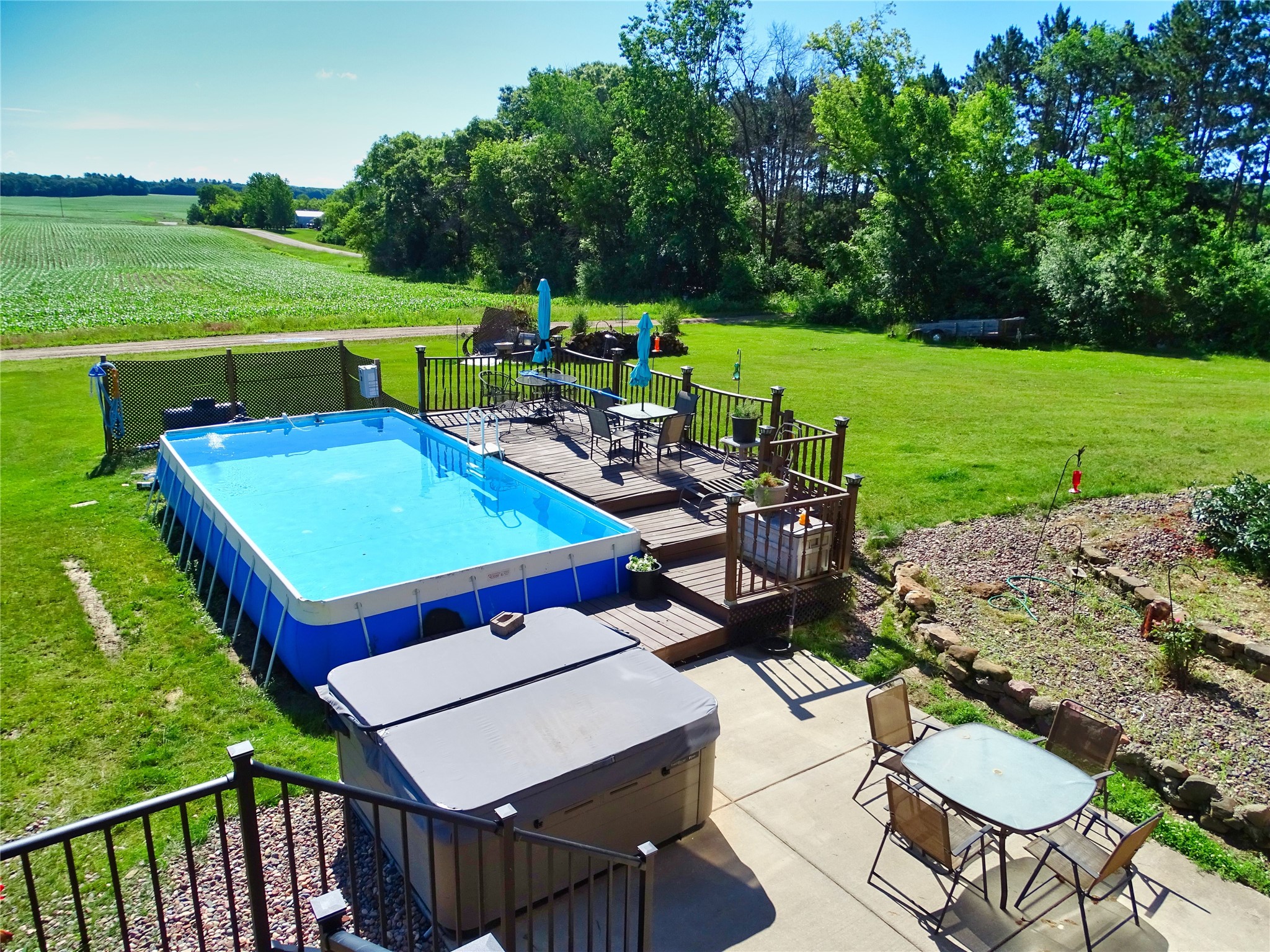 E560 Cedar Road Eau Claire, WI 54701 - Photo 13 of 40