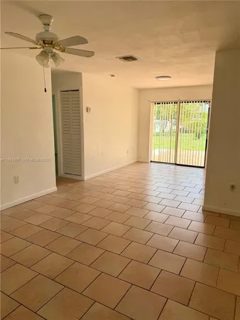 $2,900 | 9810 Southwest 165th Terrace, Unit 9810, Miami, FL 33157
