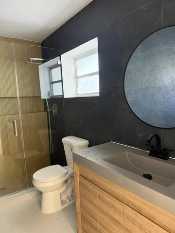 $3,200 | 1054-1058 Southwest 2nd Street, Unit 1056, Hallandale Beach, FL 33009
