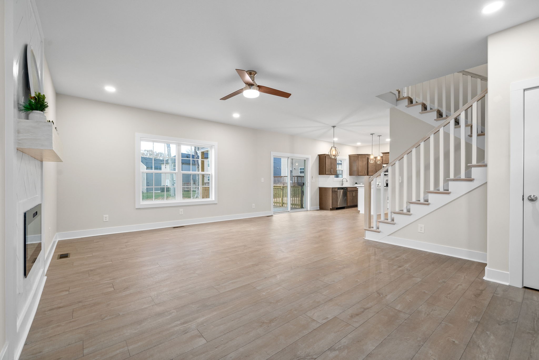 268 Edmondson Ferry Road Clarksville, TN 37040 - Photo 4 of 23 Gallery Image 4