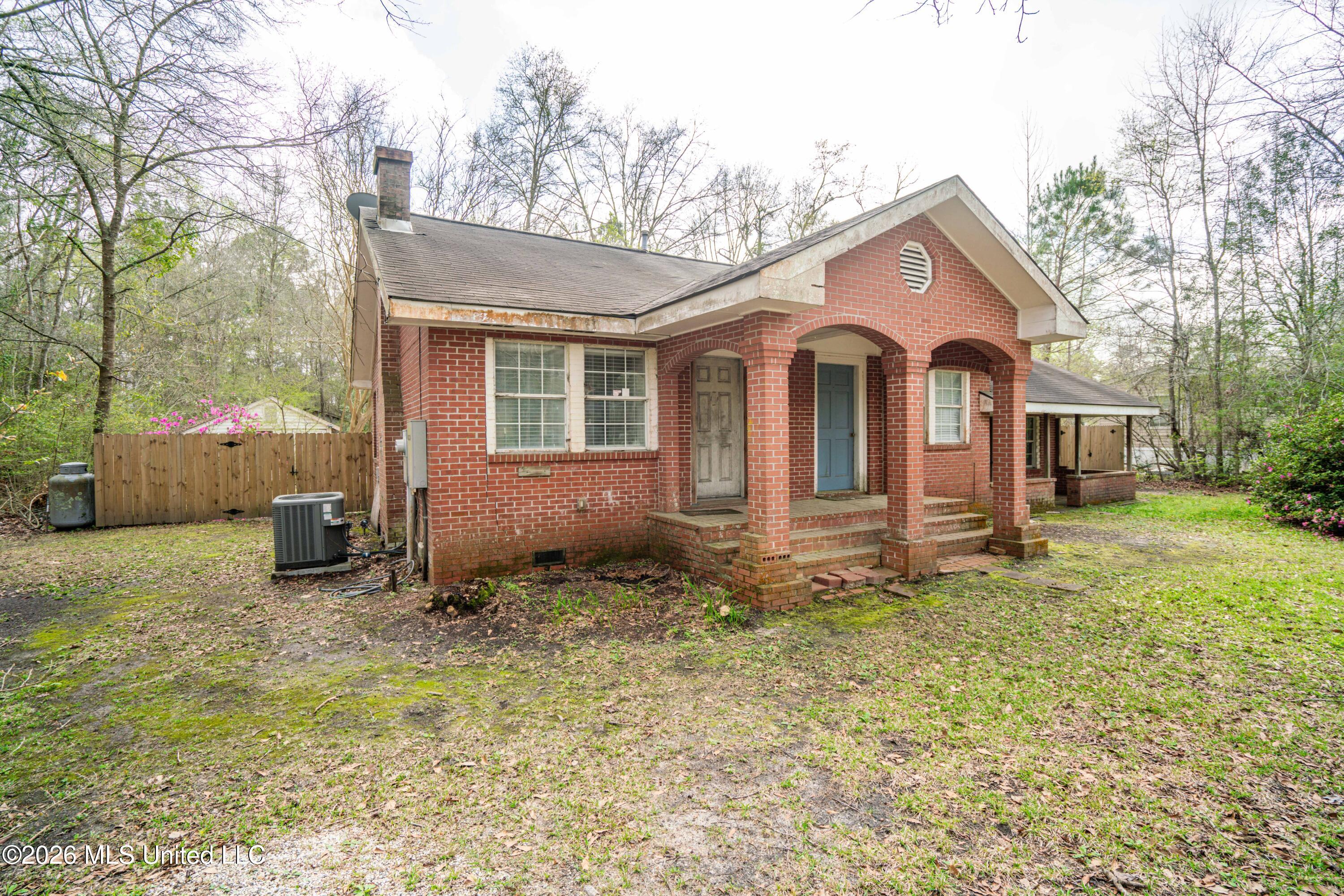 11089 Coleman Road Gulfport, MS 39503 - Photo 3 of 38 Coleman Dr-3