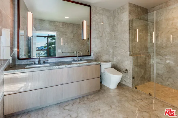 $23,500 | 700 Broadway, Unit PH 822, Santa Monica, CA 90401