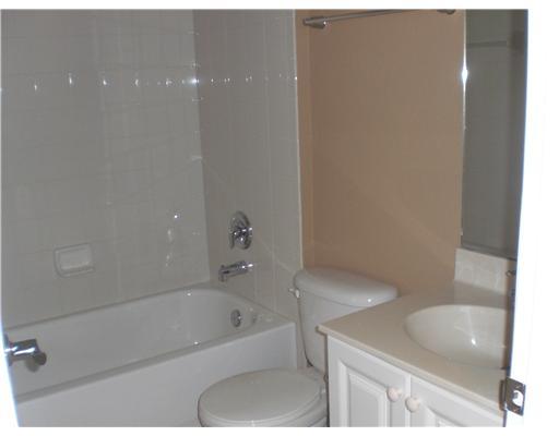 984 Lucaya Drive Riviera Beach, FL 33404 - Photo 3 of 12 Additional Photo