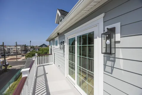 $1,395,000 | 341 Central Avenue, Unit 2, Ocean City, NJ 08226