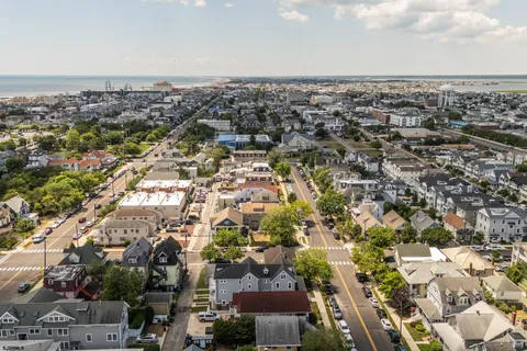 $1,395,000 | 341 Central Avenue, Unit 2, Ocean City, NJ 08226