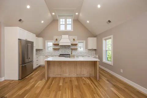 $1,395,000 | 341 Central Avenue, Unit 2, Ocean City, NJ 08226