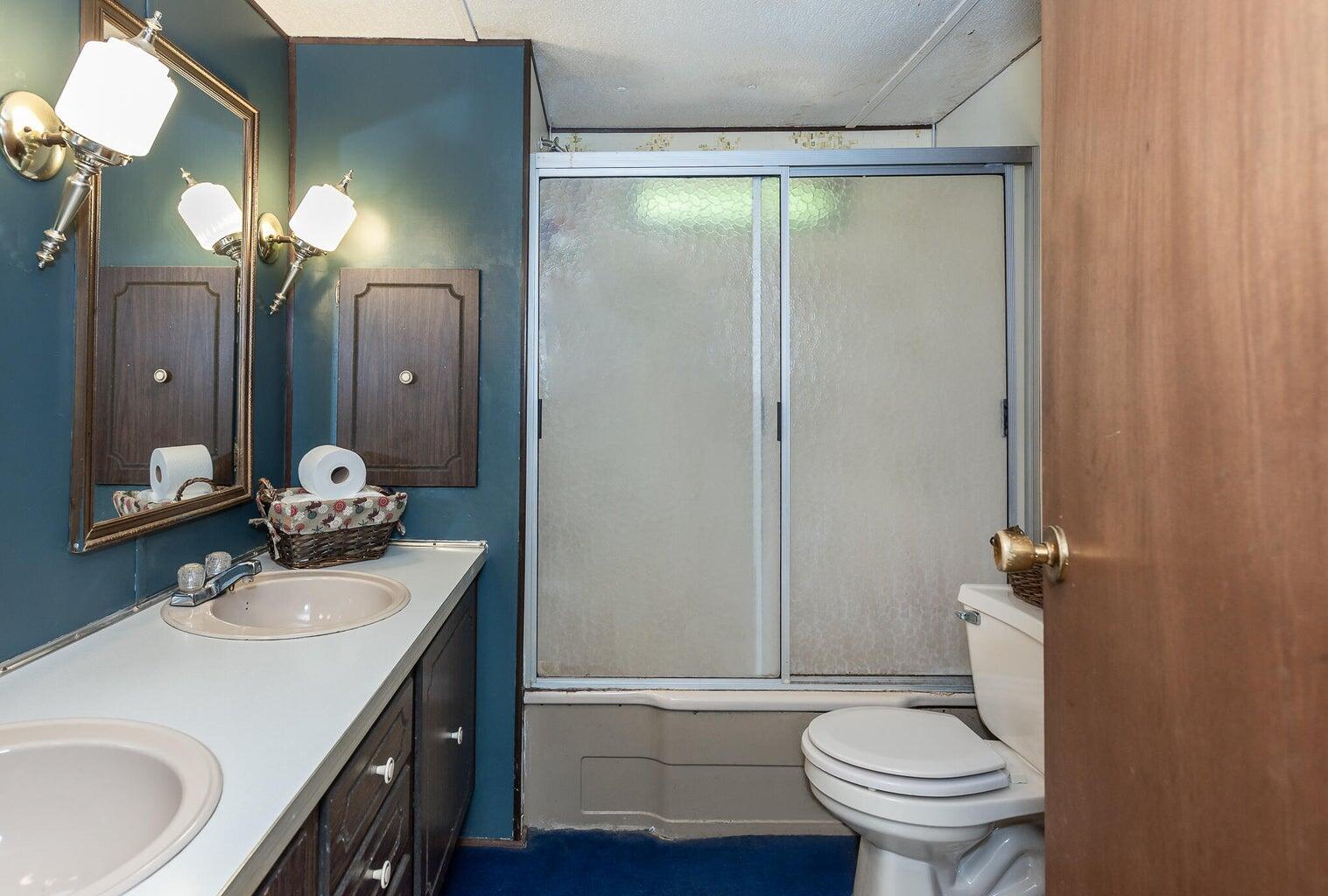 6970 West 8 Mile Road Irons, MI 49644 - Photo 16 of 23 Bathroom