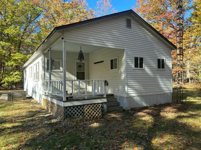 $99,900 | 6970 West 8 Mile Road, Irons, MI 49644