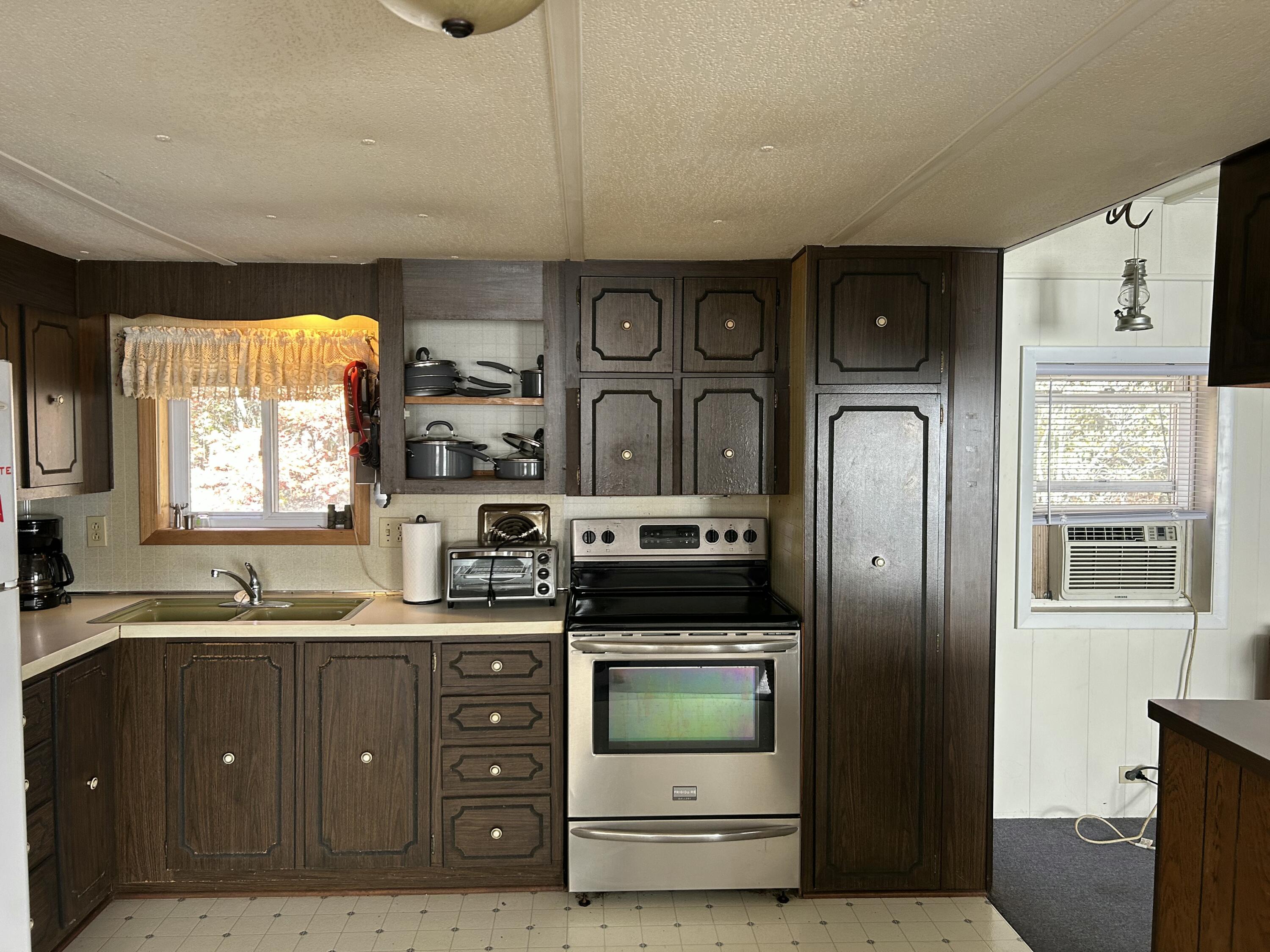 6970 West 8 Mile Road Irons, MI 49644 - Photo 10 of 23 Kitchen