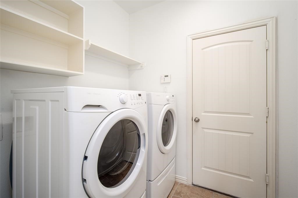 6731 Trinity Trail Lane Rosenberg, TX 77469 - Photo 23 of 36 Washer and dryer included