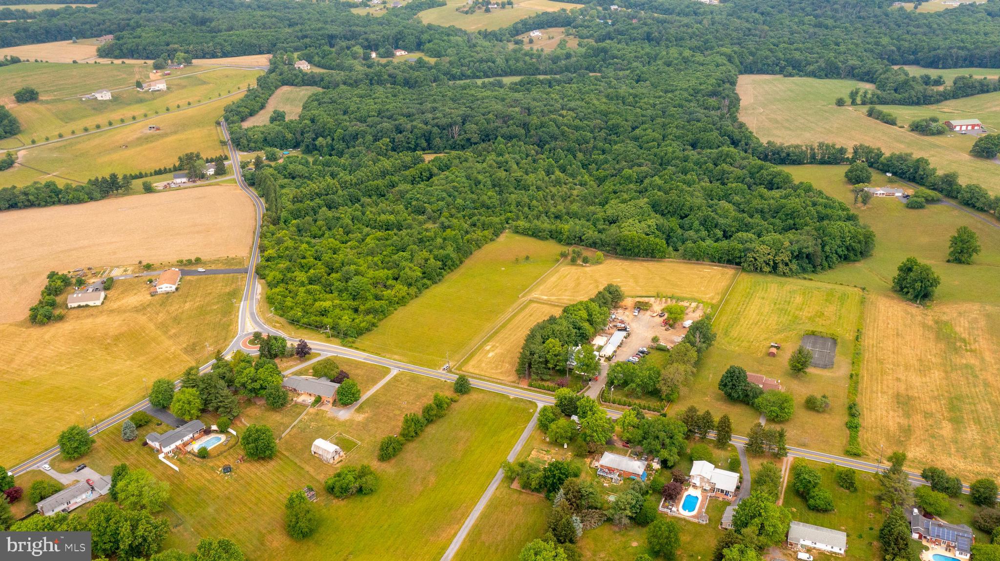 1260 Long Corner Road Mount Airy, MD 21771 - Photo 5 of 14