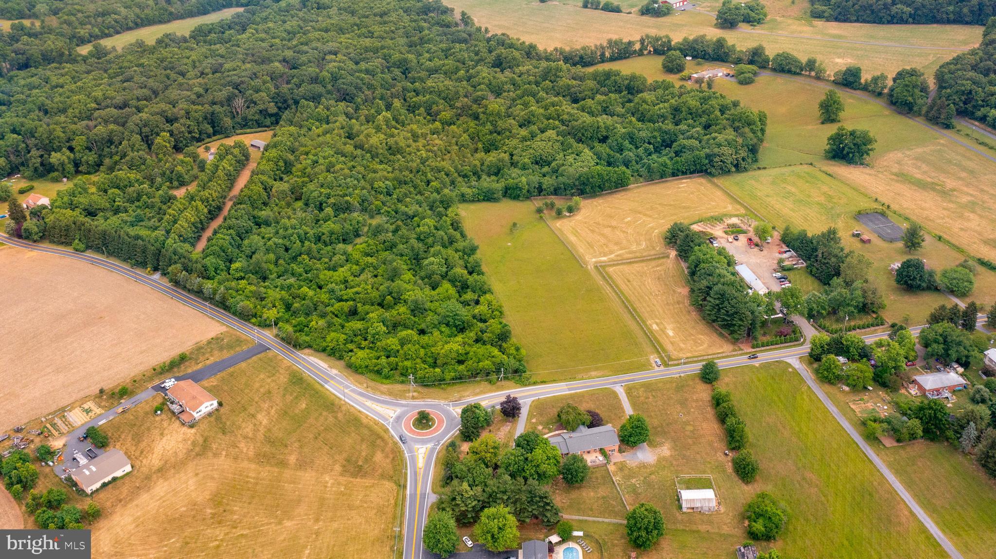 1260 Long Corner Road Mount Airy, MD 21771 - Photo 7 of 14
