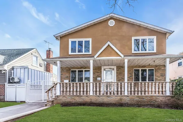 $1,599,000 | 81-43 262nd Street | Floral Park