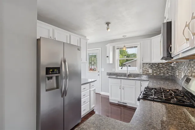 $399,900 | 1903 South River Road, Janesville, WI 53546