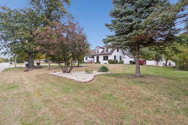 $399,900 | 1903 South River Road, Janesville, WI 53546