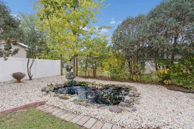 $399,900 | 1903 South River Road, Janesville, WI 53546