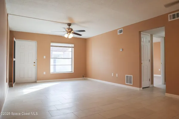 $1,450 | 190 East Olmstead Drive, Unit B5, Titusville, FL 32780
