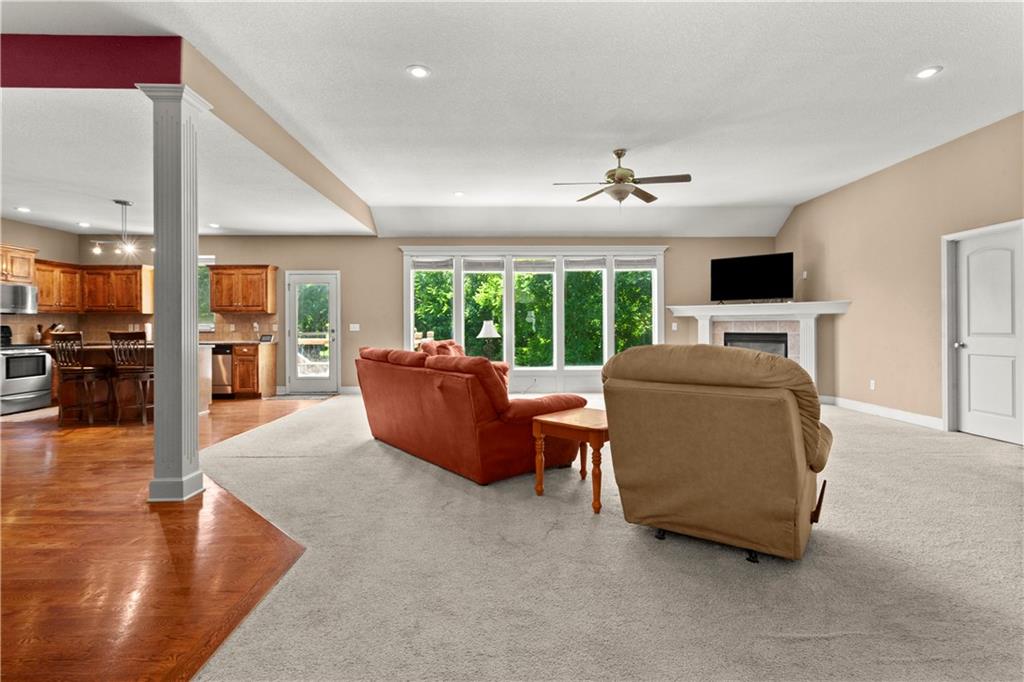 2014 Concord Road Independence, MO 64058 - Photo 3 of 32