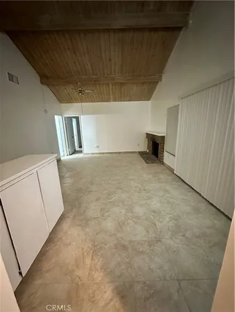 $2,500 | 43816 C Street, Hemet, CA 92544